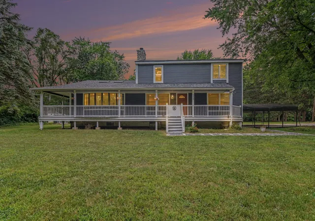 2nd image of 558 W Clarkston, Lake Orion, MI 48362 | MLS# 81026044107
