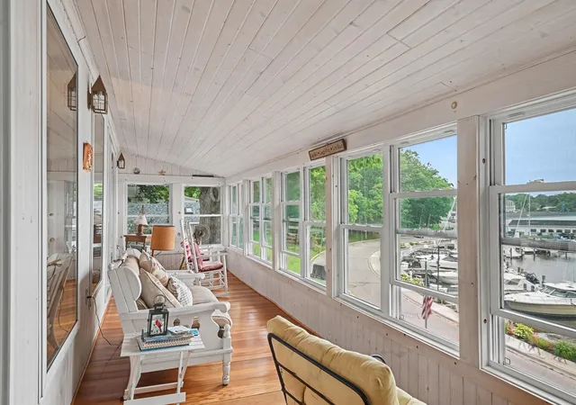 5th image of 77 Park Ave, South Haven, MI 49090 | MLS# 69026044061