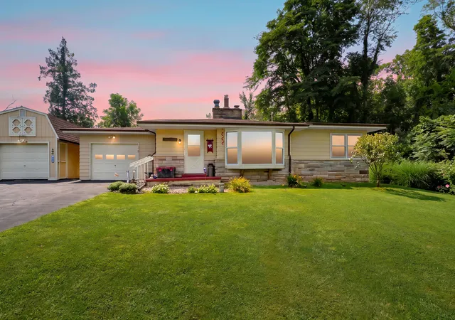 Photo 1 of Sale Pending at 57109 Red Arrow Hwy, Lawrence, MI 49064 | MLS# 66026044073 | Listing updated on 2026-09-11
