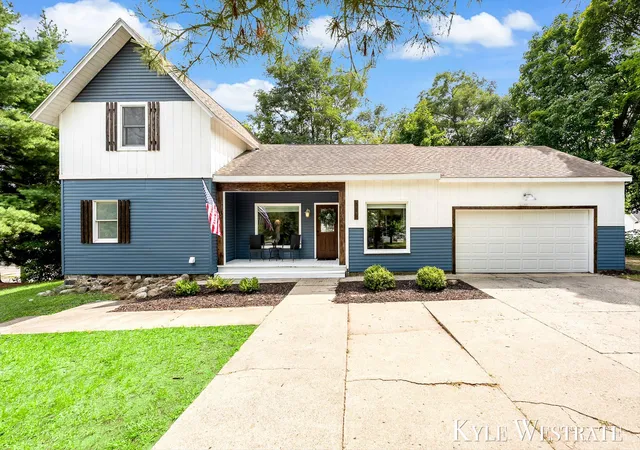 1st image of 315 N Bridge St, Belding, MI 48809 | MLS# 65026044042