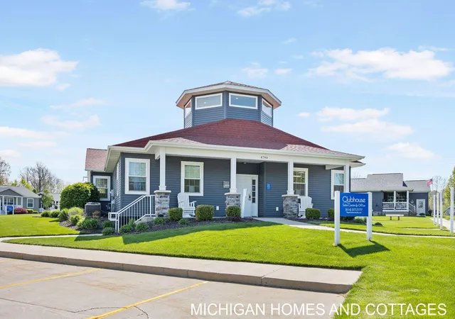 Photo 18 of Single family home for sale at 5245 W Scenic Turn Ln, Holland, MI 49423 | MLS# 71026044046 | Listing updated on 2026-08-20