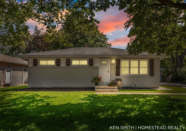 Photo 2 of Single family home for sale at 4072 Lila St Sw, Grandville, MI 49418 | MLS# 65026044036 | Listing updated on 2026-09-10