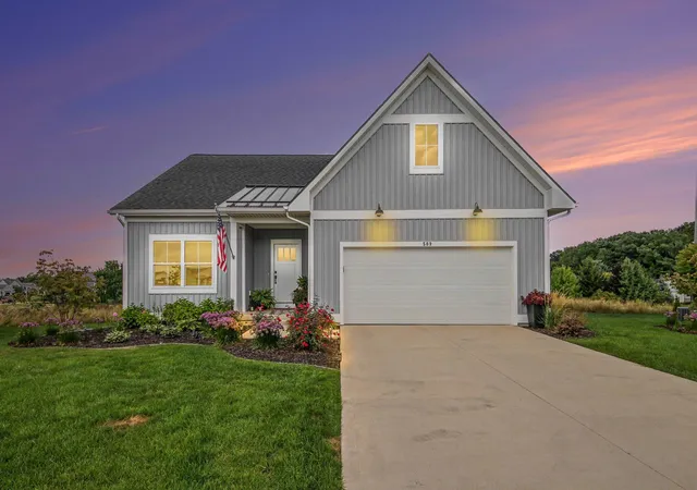 Listing Photo 2 - Condo for sale in building located at 509 Sun Vale Ln, Grandville, MI 49418-9527 - Unit #