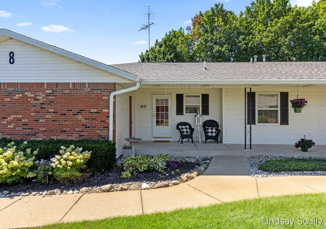 1st image of 1871 E Elizabeth Ln, Jenison, MI 49428 | MLS# 65026044084