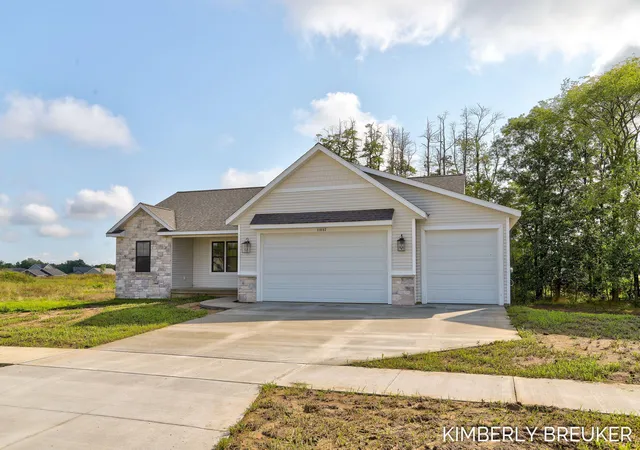 Photo 2 of Single family home for sale at 11802 Everett Ave, Allendale, MI 49401 | MLS# 65026044054 | Listing updated on 2026-09-11