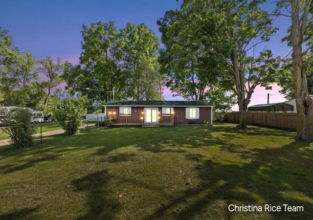 2nd image of 15133 2nd St, Howard City, MI 49329 | MLS# 65026044133