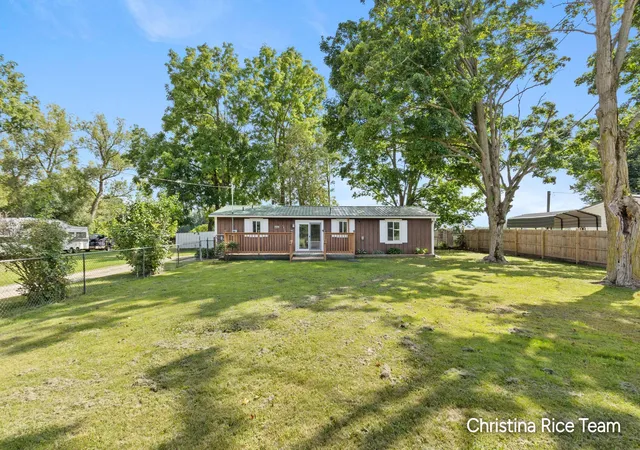 3rd image of 15133 2Nd St, Howard City, MI 49329 | MLS# 65026044133