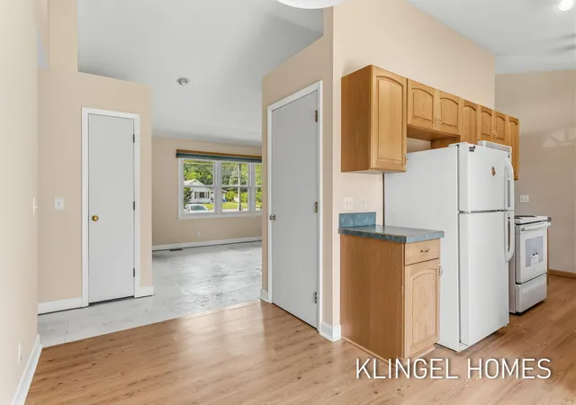 2nd image of 15469 Mercury Dr, Grand Haven, MI 49417 | MLS# 71026044131