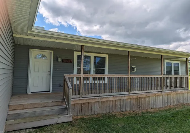 4th image of 2017 Fox Rd Rd, Wales, MI 48027 | MLS# 58050219288