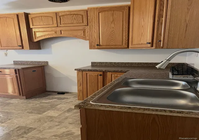 Photo 3 of Single family home for sale at 19400 Charest St, Detroit, MI 48234 | MLS# 20261066799 | Listing updated on 2026-09-15