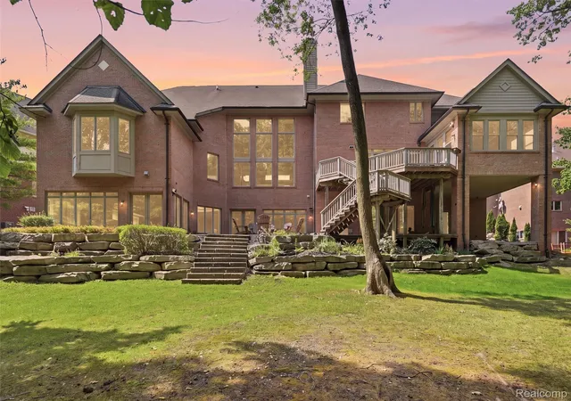 Photo 2 of Mansion for sale at 6933 Kirkbridge Hl, West Bloomfield Charter Township Oakland, MI 48322 | MLS# 20261066809 | Listing updated on 2026-08-28