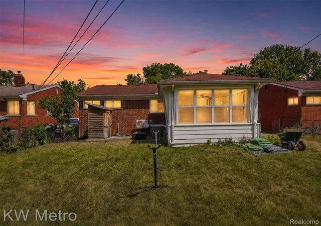 Photo 2 of Single family home for sale at 22011 Whitmore St, Oak Park, MI 48237 | MLS# 20261066810 | Listing updated on 2026-08-30