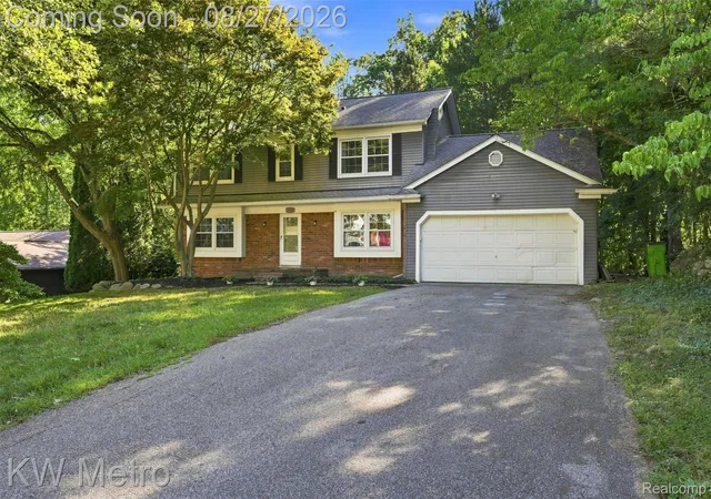 Photo 1 of Single family home for sale at 4769 Hardwoods Dr, West Bloomfield Charter Township Oakland, MI 48323 | MLS# 20261066813 | Listing updated on 2026-09-12