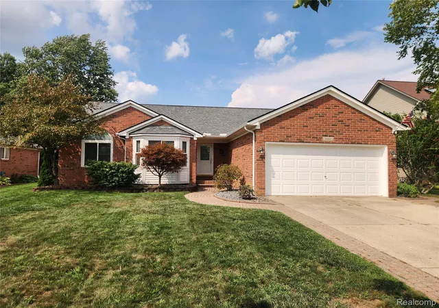 Photo 1 of Single family home for sale at 29007 Oakmont Dr, Chesterfield, MI 48051 | MLS# 20261066814 | Listing updated on 2026-08-27
