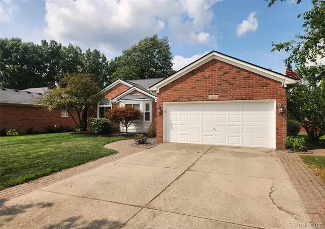 Photo 50 of Single family home for sale at 29007 Oakmont Dr, Chesterfield, MI 48051 | MLS# 20261066814 | Listing updated on 2026-08-27