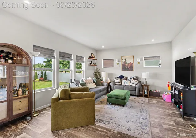 Photo 3 of Single family home for sale at 5276 Brinson Ln, Texas Charter Township Kalamazoo, MI 49009 | MLS# 20261066819 | Listing updated on 2026-09-12