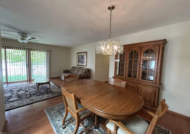 Listing Photo 5 - Condo for sale in building located at 49320 Sheridan Ct, Shelby Township, MI 48315