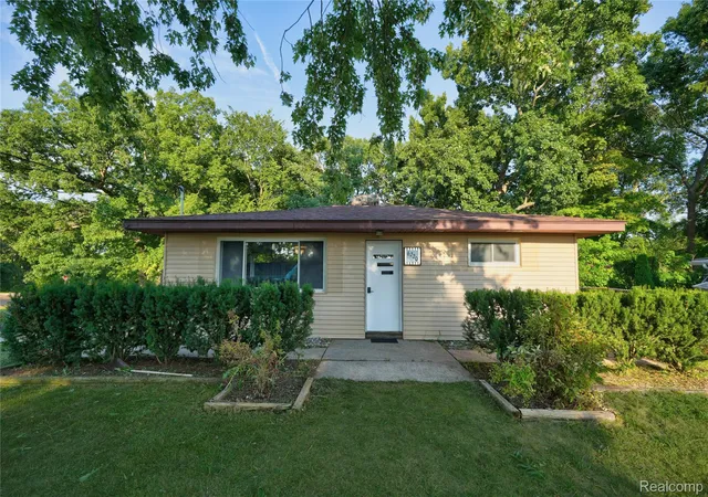 Photo 1 of Single family home for sale at 6220 Wertz, Davisburg, MI 48350 | MLS# 20261066824 | Listing updated on 2026-09-05