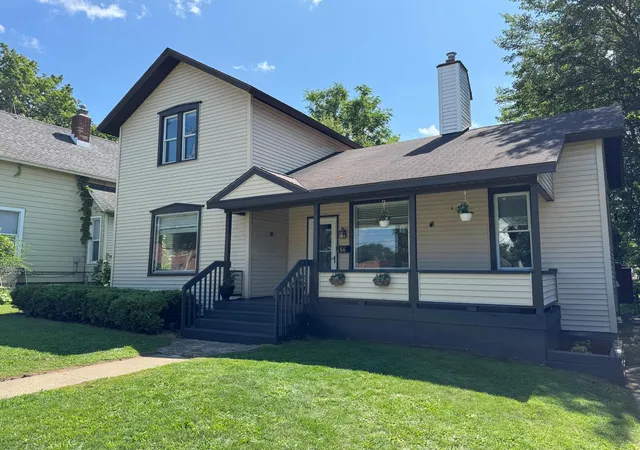 1st image of 154 Carrier St Ne, Grand Rapids, MI 49505 | MLS# 53026044167