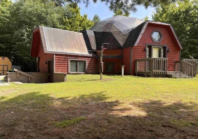 1st image of 9980 Cresent, Long Lake Township Grand Traverse, MI 49685 | MLS# 78080072618