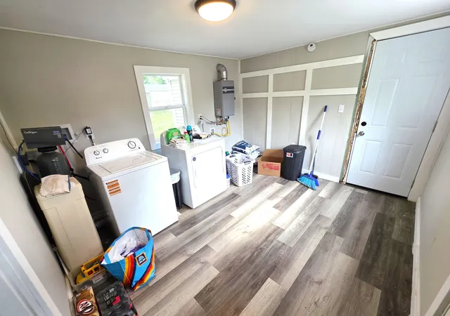 2nd image of 185 Kirkwood Ave, Springfield, MI 49037 | MLS# 64026044173