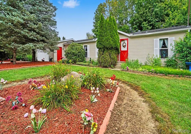 Photo 3 of Single family home for sale at 3115 Brogan Rd, Stockbridge Township Ingham, MI 49285 | MLS# 20261066863 | Listing updated on 2026-08-23