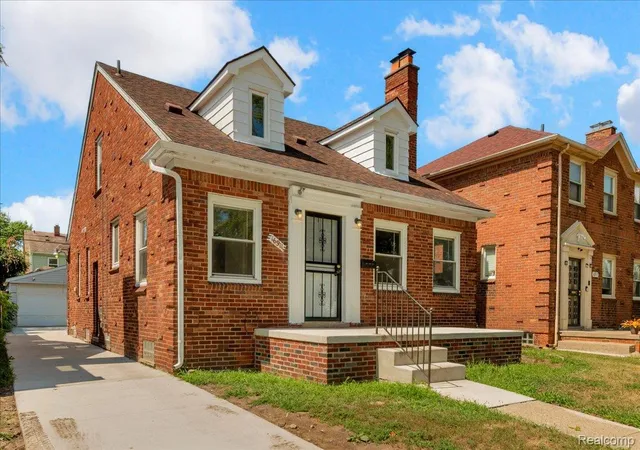 Photo 3 of Single family home for sale at 16911 Mendota St, Detroit City Wayne, MI 48221 | MLS# 20261066869 | Listing updated on 2026-08-22