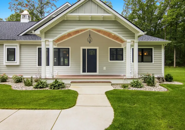 Photo 4 of Single family home for sale at 687 Starflower Ln, Whitewater Township Grand Traverse, MI 49696 | MLS# 78080072630 | Listing updated on 2026-08-24