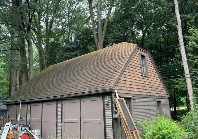 Photo 4 of Single family home for sale at 426 S Waverly St S, Dearborn City Wayne, MI 48124 | MLS# 20261066882 | Listing updated on 2026-09-14