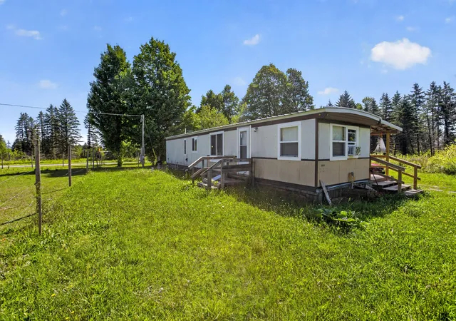 4th image of 7137 S Deer Lake Rd, Chase Township Lake, MI 49677 | MLS# 72026044209