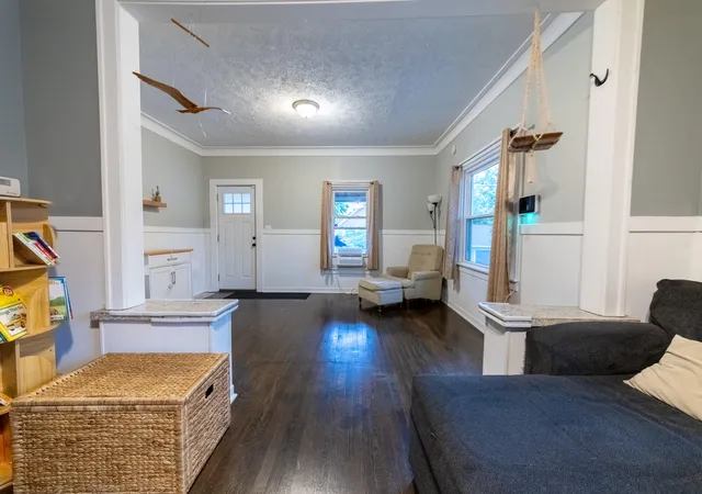 Photo 3 of Single family home for sale at 517 Quimby St Ne, Grand Rapids City Kent, MI 49505 | MLS# 65026044203 | Listing updated on 2026-10-09