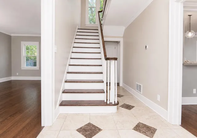 Photo 3 of Single family home for sale at 524 3 Mile Rd Ne, Grand Rapids City Kent, MI 49505 | MLS# 65026044201 | Listing updated on 2026-10-06