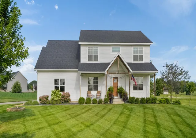 1st image of 2429 16th Ave Sw, Jamestown Charter Township Ottawa, MI 49426 | MLS# 65026044206