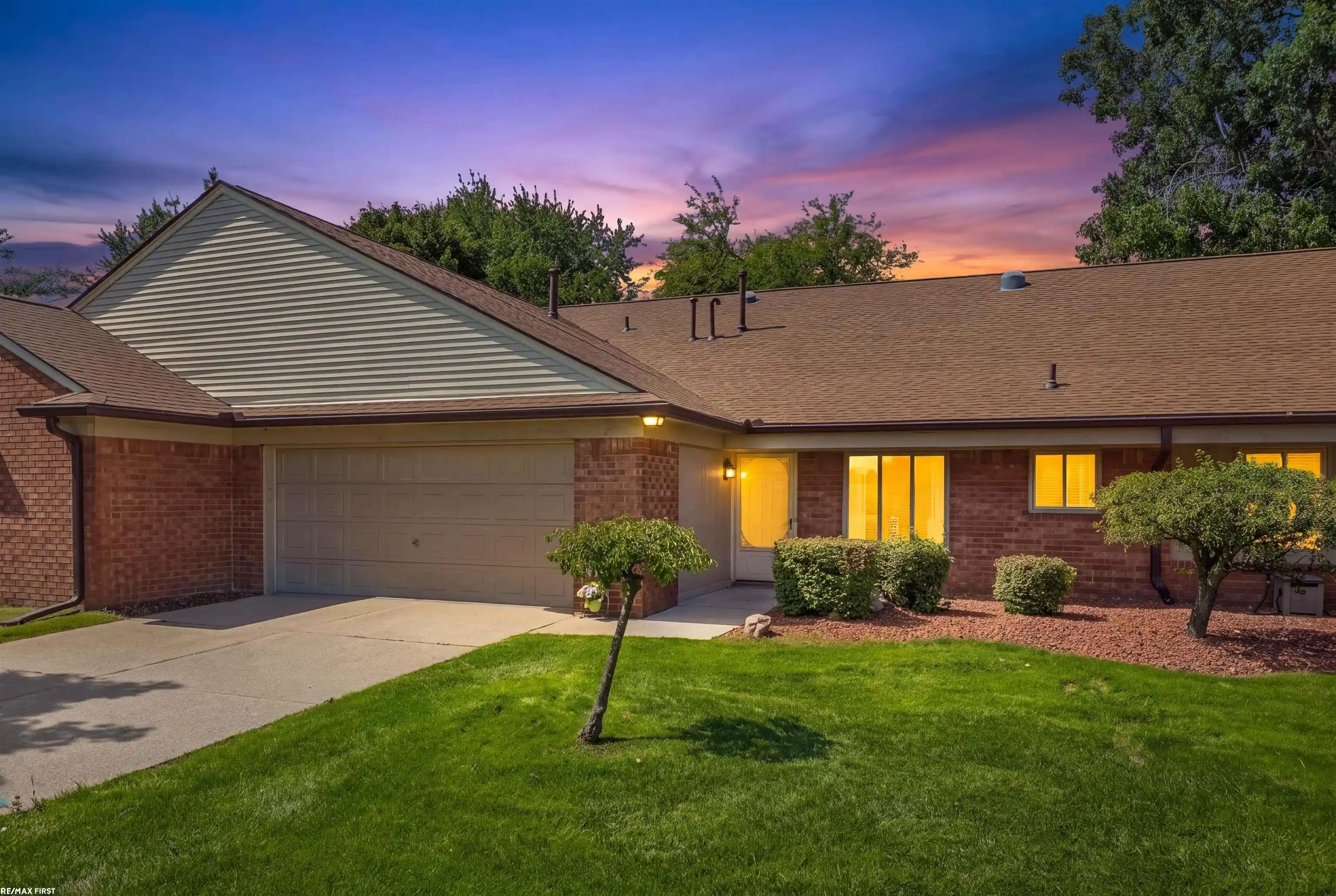 Listing Photo 1 - Condo for sale in 38551 Palm Mdw Dr located at 38551 Palm Mdw Dr, Clinton Township, MI 48036 - Unit 38551 Palm Meadow Dr