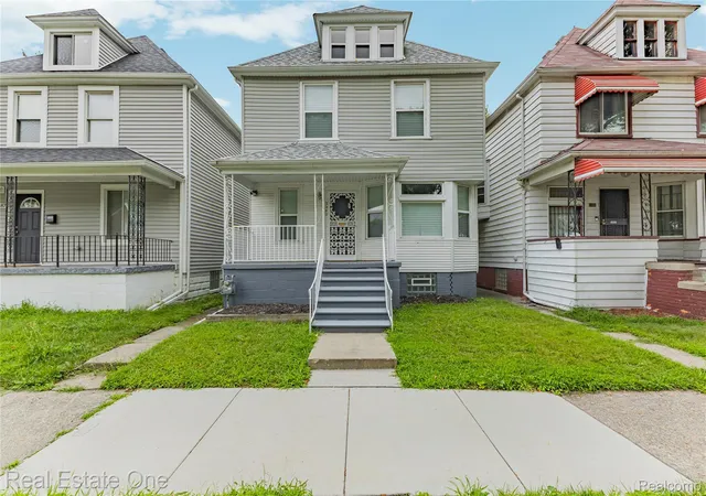 Photo 2 of Single family home for sale at 2493 Fischer, Detroit City Wayne, MI 48214 | MLS# 20261066889 | Listing updated on 2026-08-22