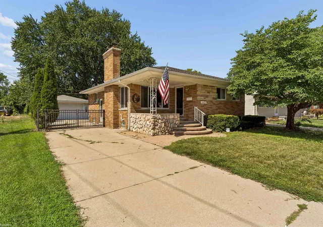Photo 1 of Sale Pending at 24237 Hayes Rd, Eastpointe City Macomb, MI 48021 | MLS# 58050219322 | Listing updated on 2026-09-14