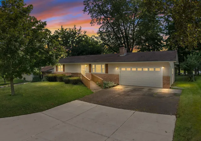 Photo 2 of Single family home for sale at 159 Westwood Dr, Hillsdale City Hillsdale, MI 49242 | MLS# 53026044232 | Listing updated on 2026-08-21