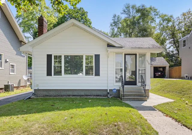 1st image of 115 S Thompson St, Jackson City Jackson, MI 49203 | MLS# 81026044230