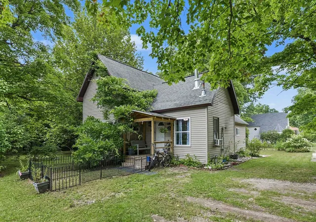 3rd image of 14596 Thompson Ave, Thompsonville Village Benzie, MI 49683 | MLS# 78080072635