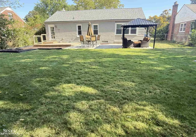 28th image of 21152 Lancaster Rd, Harper Woods City Wayne, MI 48225 | MLS# 58050219331