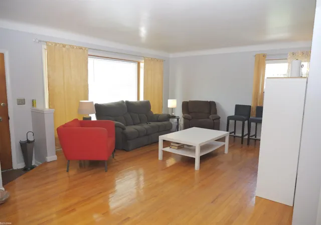 Photo 3 of Single family home for sale at 18255 Hilton Dr, Southfield City Oakland, MI 48075 | MLS# 58050219337 | Listing updated on 2026-08-23