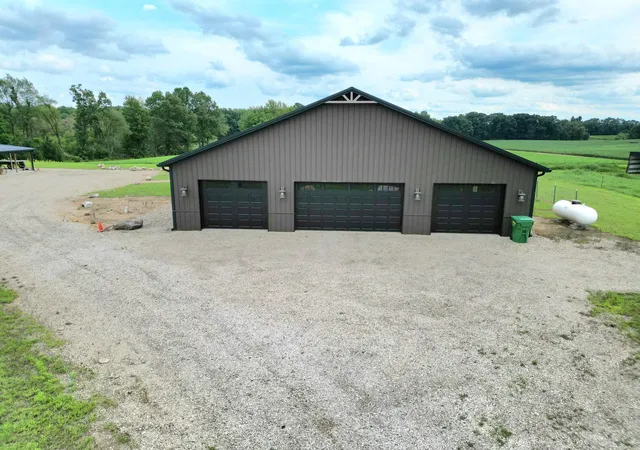 4th image of 29733 94Th Ave, Porter Township Van Buren, MI 49067 | MLS# 68026044237