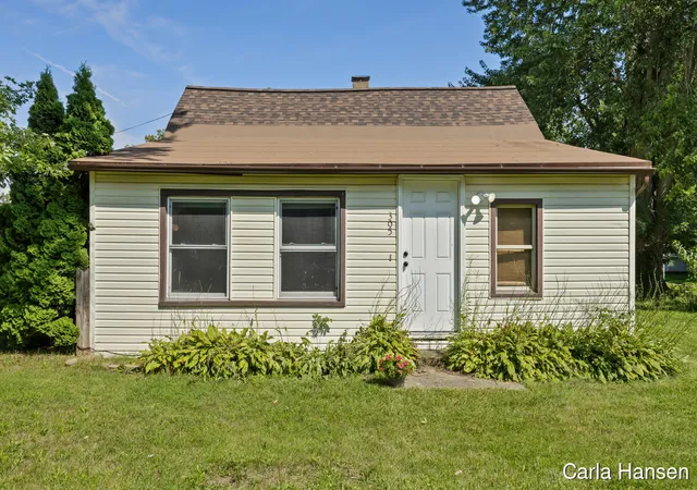 1st image of 305 Crescent St, Watervliet City Berrien, MI 49098 | MLS# 65026044239