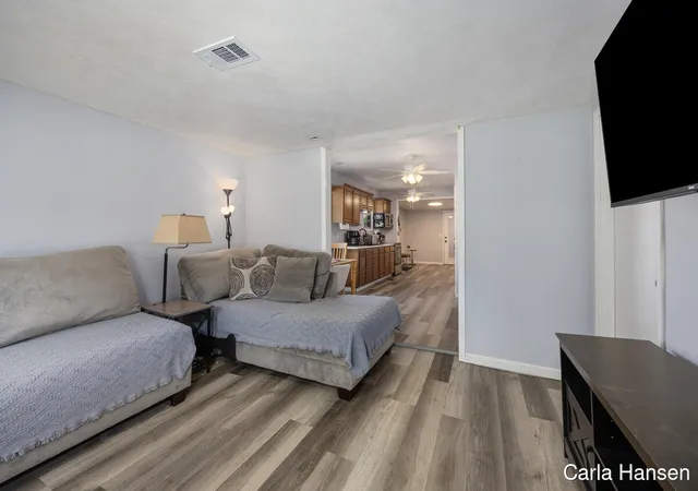 Photo 3 of Single family home for sale at 305 Crescent St, Watervliet City Berrien, MI 49098 | MLS# 65026044239 | Listing updated on 2026-09-16