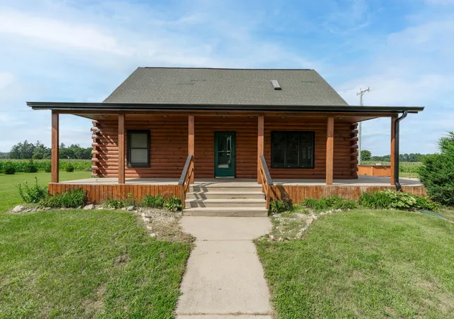 2nd image of 28720 Co Rd 354, Porter Township Van Buren, MI 49065 | MLS# 66026044243