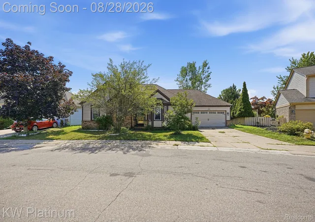 Photo 2 of Condo for sale at 46439 Greenbriar Dr, Chesterfield Township Macomb, MI 48051 | MLS# 20261066946 | Listing updated on 2026-08-31