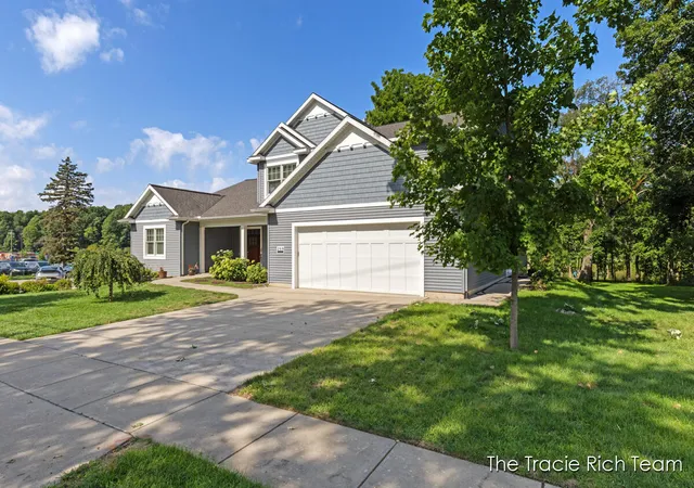 4th image of 269 N Main St, Rockford City Kent, MI 49341 | MLS# 65026044266