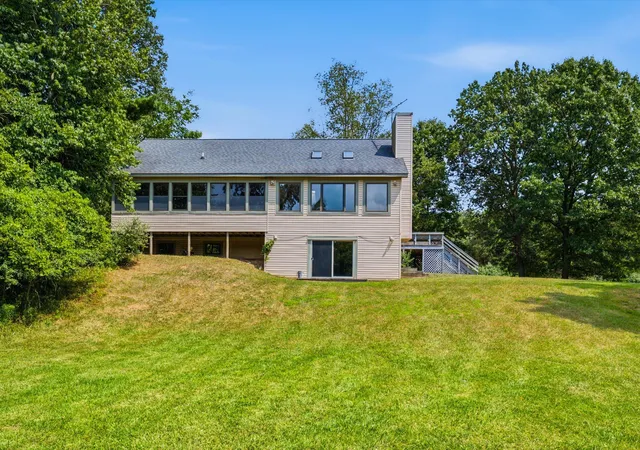 Photo 3 of Single family home for sale at 11144 Horton Rd, Groveland Township Oakland, MI 48442 | MLS# 81026044258 | Listing updated on 2026-09-11