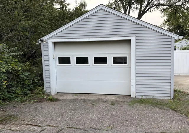 2nd image of 109 N Higby St, Unknown Out Of State, MI 49202 | MLS# 55026044267
