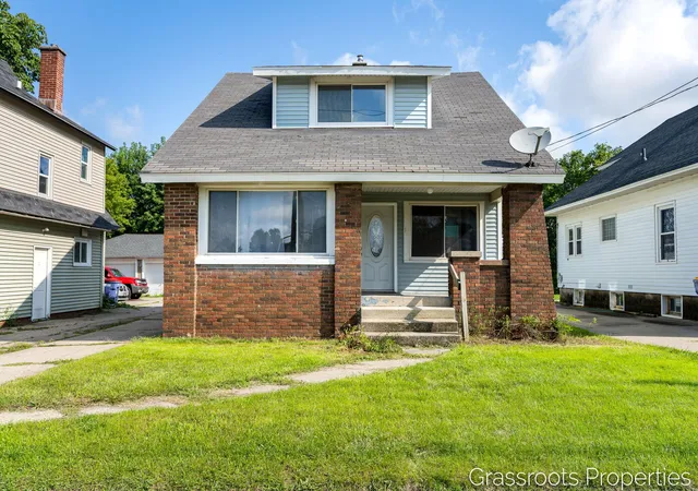 Photo 1 of Single family home for sale at 1109 Fulton St W, Grand Rapids City Kent, MI 49504 | MLS# 65026044277 | Listing updated on 2026-08-24